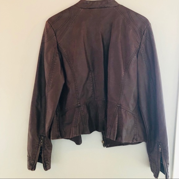 Black Rivet Jacket - Picture 4 of 4